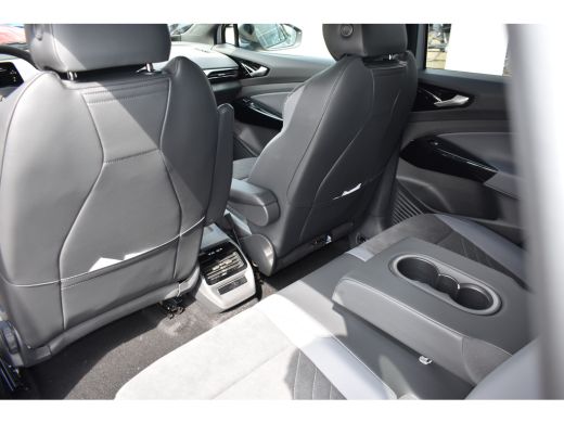 Volkswagen ID.4 Pro Limited Edition | 'App-Connect' draadloze smartphone integratie | Achterbank in ongelijke del... ActivLease financial lease