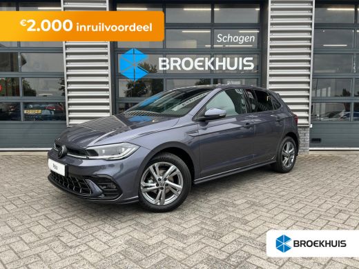 Volkswagen Polo R-Line Business Inclusief €2000,- inruilvoordeel | 'App-Connect' draadloze smartphone integratie... Volkswagen Polo R-Line Business Inclusief €2000,- inruilvoordeel | 'App-Connect' draadloze smartphone integratie...