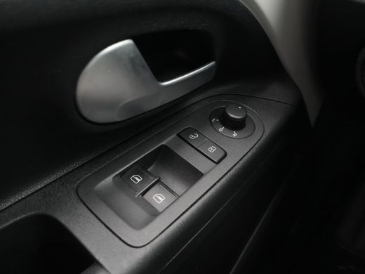Volkswagen up! 1.0 BMT 60pk move up! Airco Dab 4-deurs 193 ActivLease financial lease