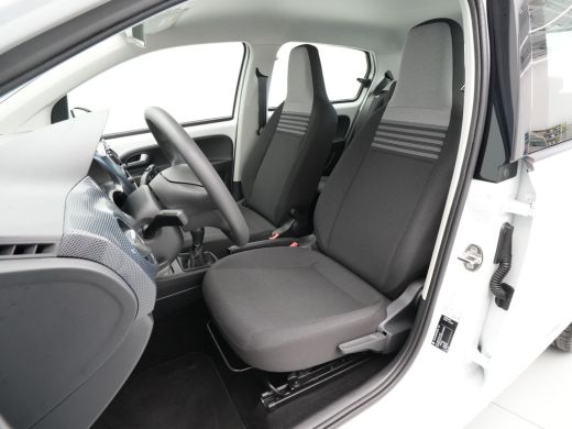 Volkswagen up! 1.0 BMT move up! Airco Bluetooth 4-deurs Dab 52 ActivLease financial lease