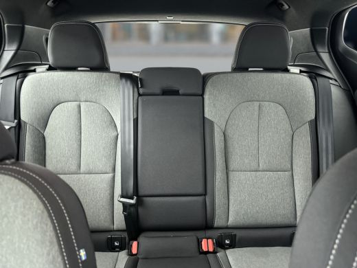 Volvo  XC40 B4 Plus Dark ActivLease financial lease