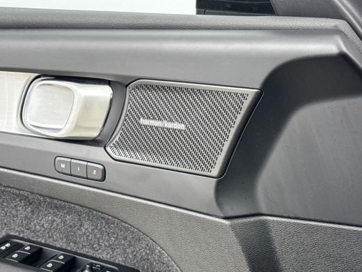 Volvo  XC40 B4 Plus Dark ActivLease financial lease