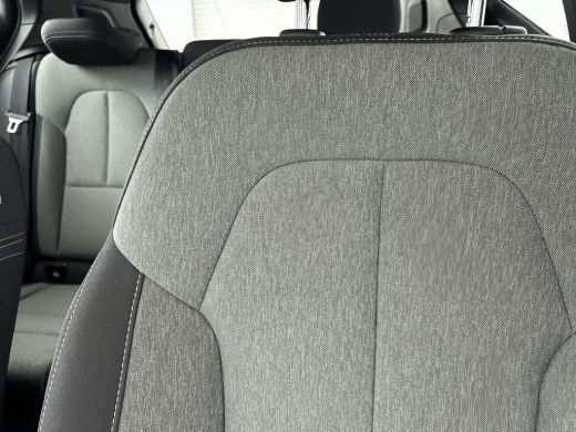Volvo  XC40 B4 Plus Dark ActivLease financial lease