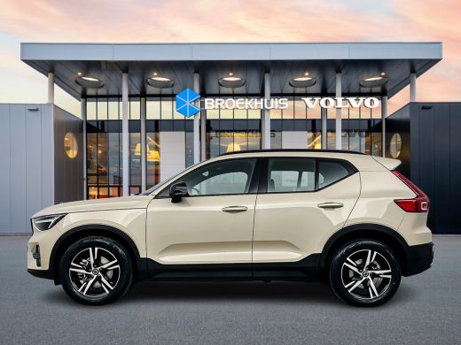 Volvo  XC40 B4 Plus Dark ActivLease financial lease