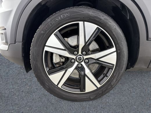 Volvo  XC40 Recharge P8 AWD R-Design | Panoramadak | Parkeercamera | Adaptieve cruise | BLIS | Stoel/stuur/ac... ActivLease financial lease