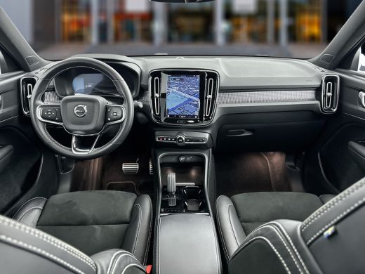 Volvo  XC40 Recharge P8 AWD R-Design | Panoramadak | Parkeercamera | Adaptieve cruise | BLIS | Stoel/stuur/ac... ActivLease financial lease