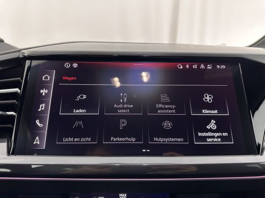 Audi Q4 e-tron 40 S edition 77 kWh S-Line-Sportpack [ 3-Fase ] (INCL-BTW) *HEAT-PUMP | LEATHER-FABRIC | MATRIX-L... ActivLease financial lease