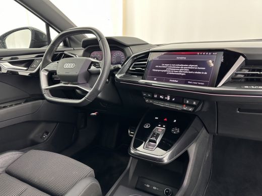 Audi Q4 e-tron 40 S edition 77 kWh S-Line-Sportpack [ 3-Fase ] (INCL-BTW) *HEAT-PUMP | LEATHER-FABRIC | MATRIX-L... ActivLease financial lease