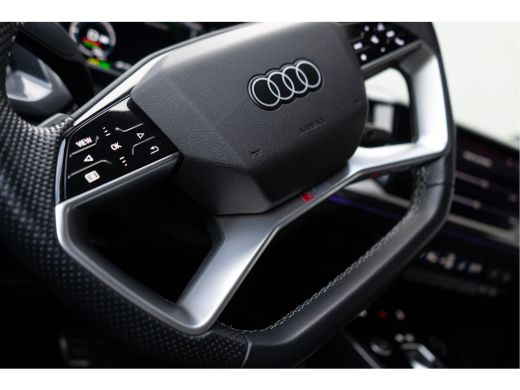 Audi Q4 Sportback e-tron 40 / 2x S-line/ Sonos/ Head-Up/ Ruit-leder/ Adaptive Cruise Control/ Panoramadak/ 150kW (204PK) ActivLease financial lease