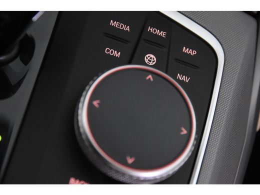 BMW 3-serie 330e Business Edition Plus *1ste Eigenaar*Navigatie*Park assist* ActivLease financial lease