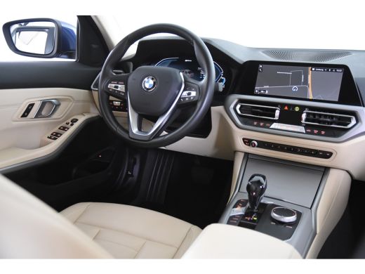 BMW 3-serie 330e Business Edition Plus *1ste Eigenaar*Navigatie*Park assist* ActivLease financial lease