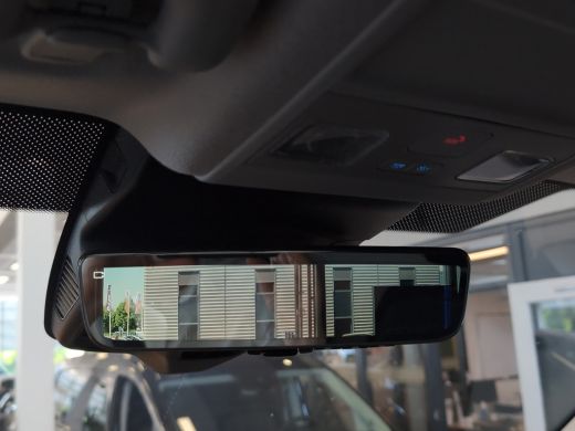 Ford E-Transit Custom 320 L2H1 Sport 65 kWh ActivLease financial lease