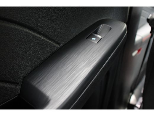 Ford Kuga 2.5 PHEV ST-Line | WINTERPACK | EL. TREKHAAK | NL-AUTO! I DEALER OH | CAMERA | NAVI | CRUISE | 21... ActivLease financial lease