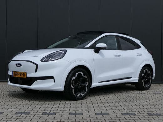 Ford Puma Gen-E Premium 44 kWh | Panoramadak | Winterpack | 360 Camera | Adaptive Cruise | BLIS | Matrix LED Ford Puma Gen-E Premium 44 kWh | Panoramadak | Winterpack | 360 Camera | Adaptive Cruise | BLIS | Matrix LED