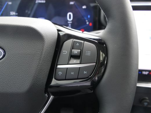 Ford Puma Gen-E Premium 44 kWh | Panoramadak | Winterpack | 360 Camera | Adaptive Cruise | BLIS | Matrix LED ActivLease financial lease