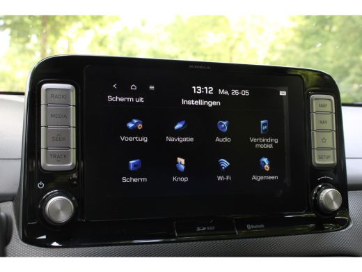 Hyundai KONA EV Premium 64 kWh | LEDER | CAMERA | ADATIPVE CRUISE | STOELVERW + VERKOELING! | HEAD-UP | FULL O... ActivLease financial lease