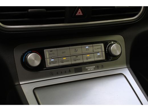 Hyundai KONA EV Premium 64 kWh | LEDER | CAMERA | ADATIPVE CRUISE | STOELVERW + VERKOELING! | HEAD-UP | FULL O... ActivLease financial lease