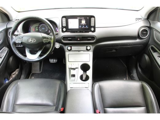 Hyundai KONA EV Premium 64 kWh | LEDER | CAMERA | ADATIPVE CRUISE | STOELVERW + VERKOELING! | HEAD-UP | FULL O... ActivLease financial lease
