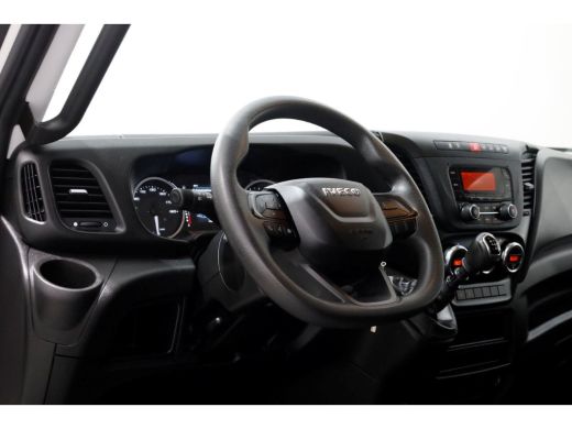 Iveco Daily 35C14 136pk E6 Open Laadbak D.C. Trekhaak 3500kg 08-2022 ActivLease financial lease