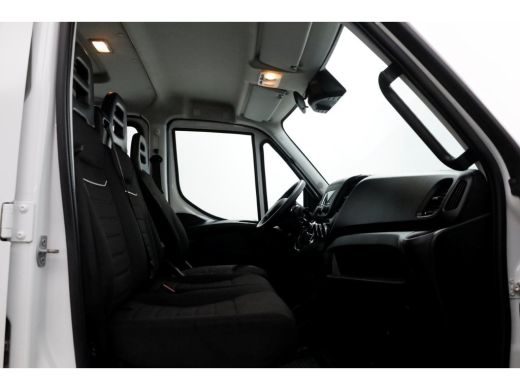 Iveco Daily 35C14 136pk E6 Open Laadbak D.C. Trekhaak 3500kg 08-2022 ActivLease financial lease