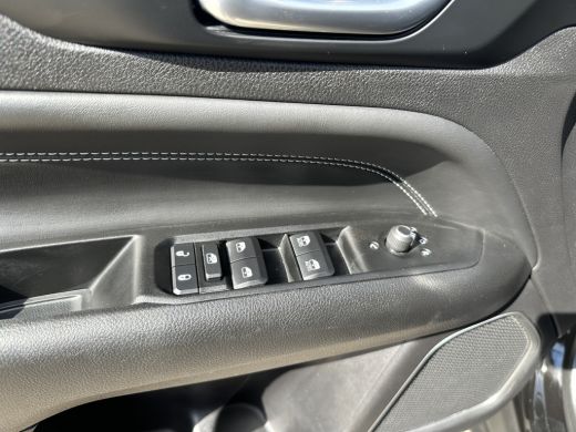 Jeep Compass 4xe 240 Plug-in Hybrid Electric Limited Winterpakket ActivLease financial lease