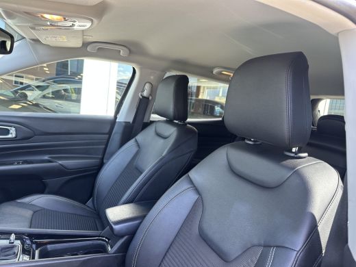 Jeep Compass 4xe 240 Plug-in Hybrid Electric Limited Winterpakket ActivLease financial lease