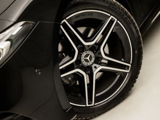 Mercedes A-Klasse 180 AMG Sport Night Upgrade (SCHUIFDAK, GROOT NAVI, LEDER/ALCANTARA, STOELVERWARMING, WIDESCREEN,... ActivLease financial lease
