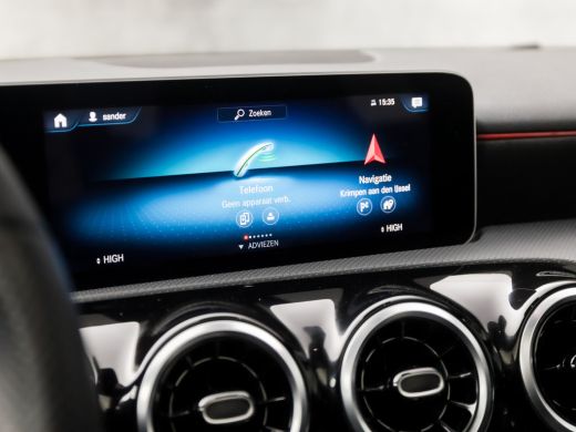 Mercedes A-Klasse 180 AMG Sport Night Upgrade (SCHUIFDAK, GROOT NAVI, LEDER/ALCANTARA, STOELVERWARMING, WIDESCREEN,... ActivLease financial lease