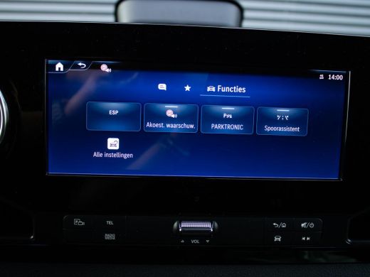 Mercedes Sprinter 319 1.9 CDI L2H2 Pro 190 PK Automaat 3.500 kg trekgewicht, Distronic, LED koplampen, lichtmetalen... ActivLease financial lease
