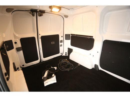 Nissan E-NV200 Visia L1H1 40 kWh | Incl. Koop-accu | GRATIS E-Step! | Elektrisch | EMISSIEVRIJE ZONE | Automaat ... ActivLease financial lease