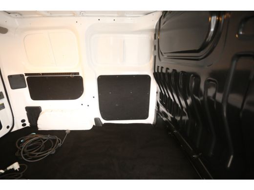 Nissan E-NV200 Visia L1H1 40 kWh | Incl. Koop-accu | GRATIS E-Step! | Elektrisch | EMISSIEVRIJE ZONE | Automaat ... ActivLease financial lease