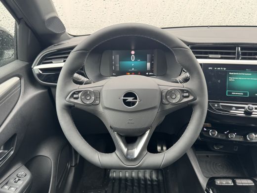 Opel Corsa Hybrid 1.2 Turbo 110 pk | Draadloze Apple Carplay en Android Auto | Draadloze telefoonlader | Key... ActivLease financial lease