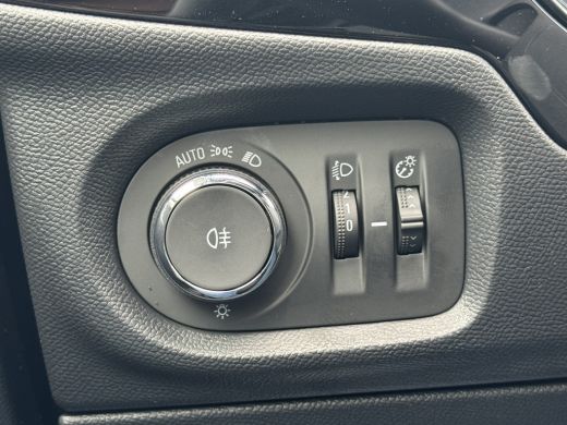 Opel Corsa Hybrid 1.2 Turbo 110 pk | Draadloze Apple Carplay en Android Auto | Draadloze telefoonlader | Key... ActivLease financial lease