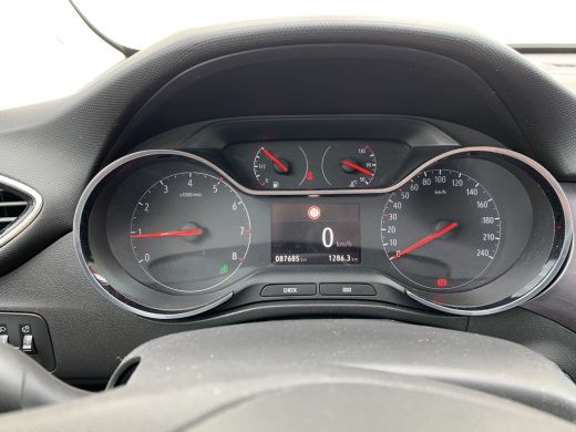 Opel Crossland X 1.2 Turbo Innovation Airco | Cruise Control | Camera | Keyless | Navigatie | PDC V&A | Stoel&Stuu... ActivLease financial lease