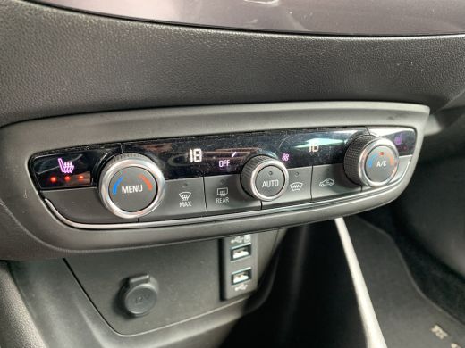 Opel Crossland X 1.2 Turbo Innovation Airco | Cruise Control | Camera | Keyless | Navigatie | PDC V&A | Stoel&Stuu... ActivLease financial lease