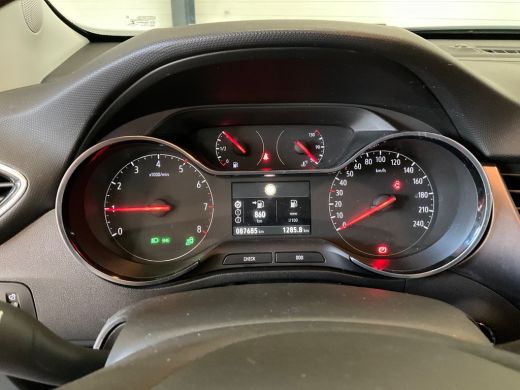 Opel Crossland X 1.2 Turbo Innovation Airco | Cruise Control | Camera | Keyless | Navigatie | PDC V&A | Stoel&Stuu... ActivLease financial lease