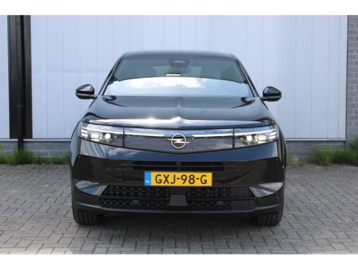 Opel Grandland 1.2 Turbo Hybrid GS / Navigatie / Camera / Stuur -en stoelverwarming / PDC V+A / Keyless / LED / ... ActivLease financial lease