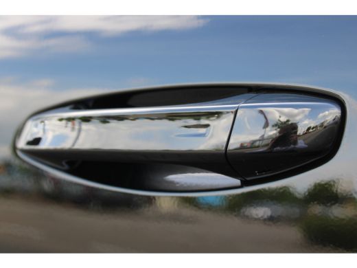 Opel Grandland 1.2 Turbo Hybrid GS / Navigatie / Camera / Stuur -en stoelverwarming / PDC V+A / Keyless / LED / ... ActivLease financial lease