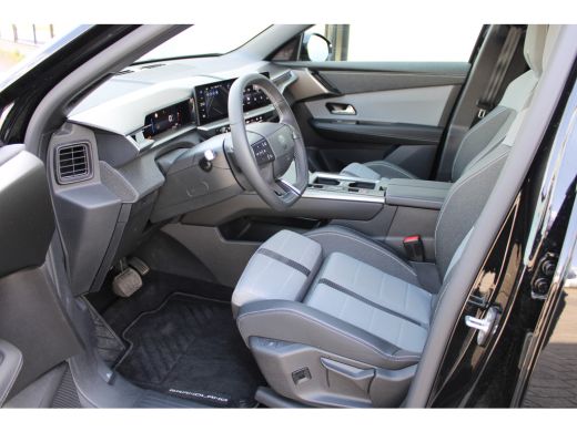 Opel Grandland 1.2 Turbo Hybrid GS / Navigatie / Camera / Stuur -en stoelverwarming / PDC V+A / Keyless / LED / ... ActivLease financial lease