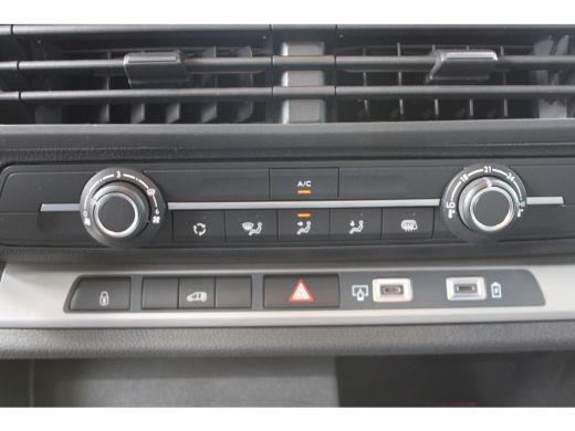 Opel Vivaro 2.0 Diesel 145 L2 / Navigatie / Trekhaak / Camera / Parkeersensoren / Carplay / DAB / ActivLease financial lease