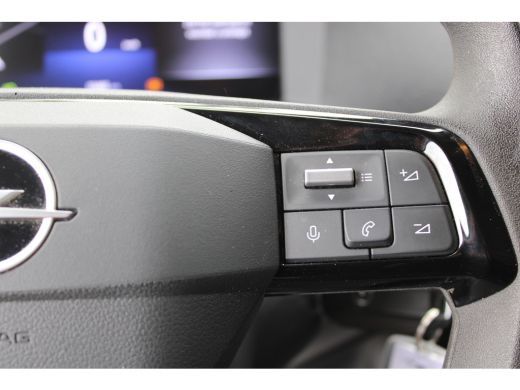 Opel Vivaro 2.0 Diesel 145 L2 / Navigatie / Trekhaak / Camera / Parkeersensoren / Carplay / DAB / ActivLease financial lease