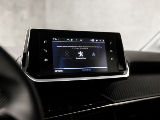 Peugeot 208 1.2 PureTech Sport (APPLE CARPLAY, GROOT NAVI, PARKEERSENSOREN, SPORTSTOELEN, LED KOPLAMPEN, LANE... ActivLease financial lease
