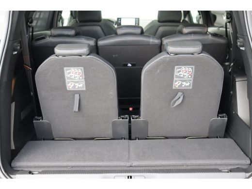 Peugeot 5008 1.2 HYBRID 136PK GT PACK AUTOMAAT / NAVI / CLIMA / PDC / 19" LMV / CAMERA / KEYLESS / PANO. DAK /... ActivLease financial lease