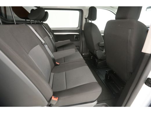 Peugeot e-Expert L3H1 75 kWh | GRATIS E-Step! | Elektrisch | Dubbele Cabine | 5 Persoons | Airco Camera Carplay Na... ActivLease financial lease