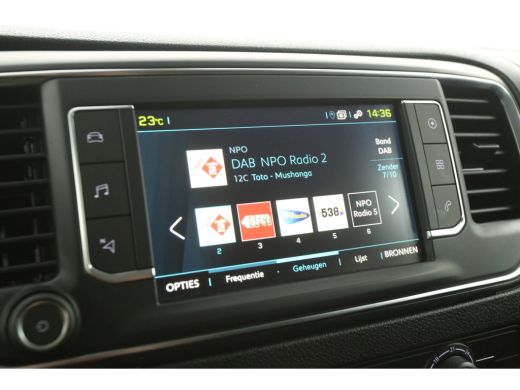 Peugeot e-Expert L3H1 75 kWh | GRATIS E-Step! | Elektrisch | Dubbele Cabine | 5 Persoons | Airco Camera Carplay Na... ActivLease financial lease