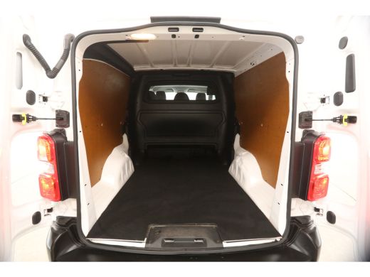 Peugeot e-Expert L3H1 75 kWh | GRATIS E-Step! | Elektrisch | Dubbele Cabine | 5 Persoons | Airco Camera Carplay Na... ActivLease financial lease