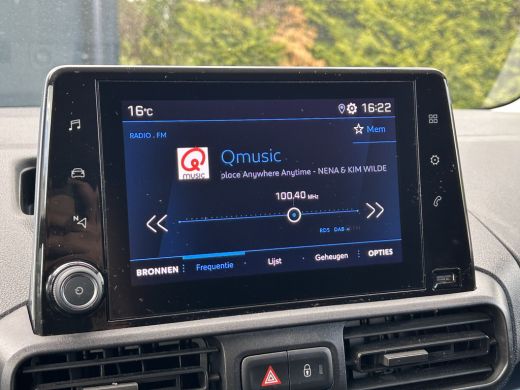 Peugeot Partner 1.5 BlueHDi 100 PK / L1H1 / 1e EIG. / 34.821 KM / AIRCO / CRUISE / APPLE CARPLAY ActivLease financial lease