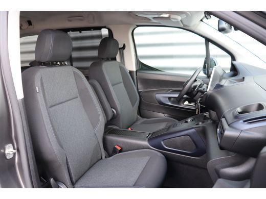 Peugeot Rifter 7-ZITS 1.2 PURETECH 130PK ALLURE AUTOMAAT / NAVI / CLIMA / LED / PDC / 16" LMV / CAMERA / BLUETOO... ActivLease financial lease