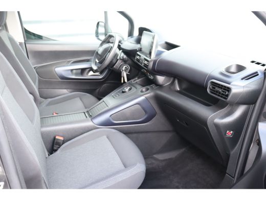 Peugeot Rifter 7-ZITS 1.2 PURETECH 130PK ALLURE AUTOMAAT / NAVI / CLIMA / LED / PDC / 16" LMV / CAMERA / BLUETOO... ActivLease financial lease