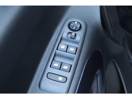 Peugeot Rifter 7-ZITS 1.2 PURETECH 130PK ALLURE AUTOMAAT / NAVI / CLIMA / LED / PDC / 16" LMV / CAMERA / BLUETOO... ActivLease financial lease